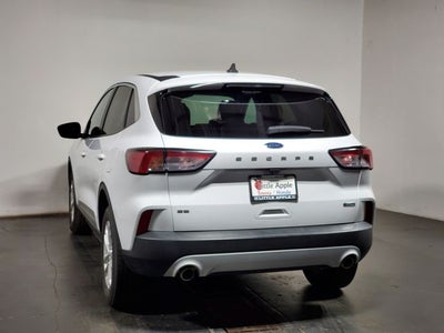 2022 Ford Escape Hybrid SE