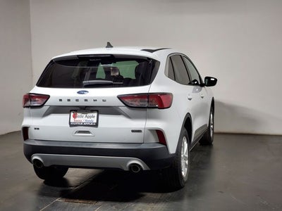 2022 Ford Escape Hybrid SE