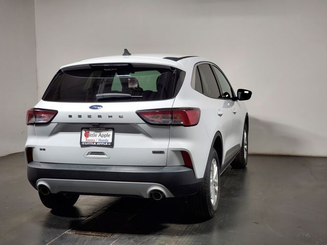 2022 Ford Escape Hybrid SE