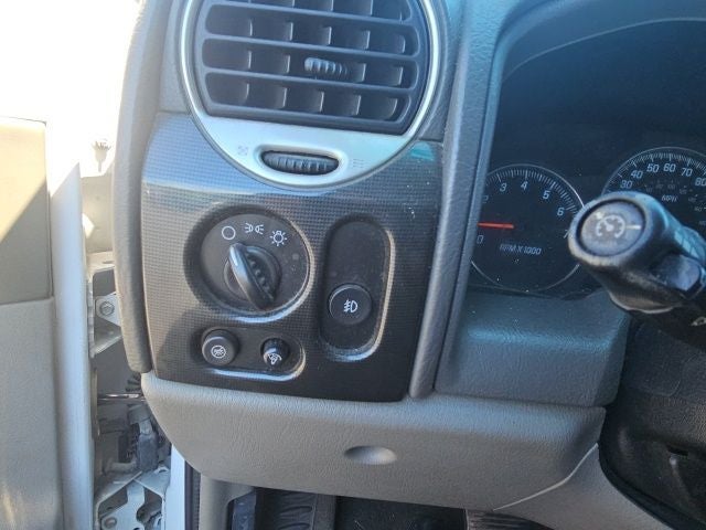 2002 GMC Envoy SLE
