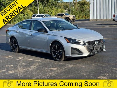 2025 Nissan Altima 2.5 SR