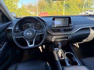 2025 Nissan Altima 2.5 SR