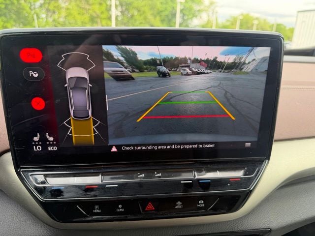 2023 Volkswagen ID.4 Pro