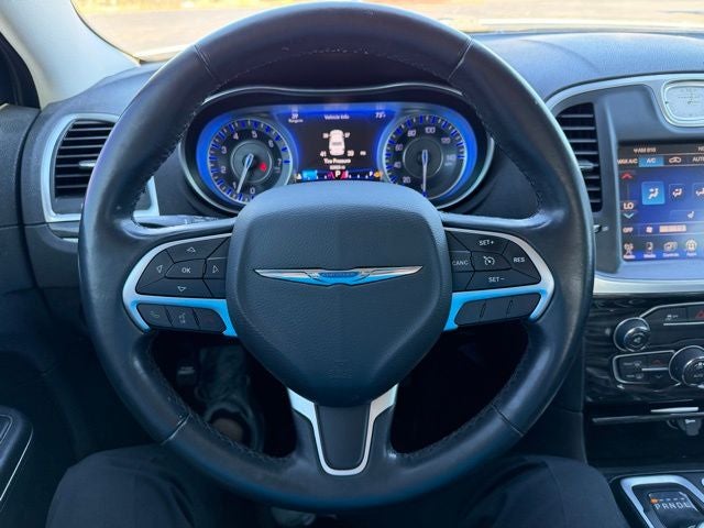 2016 Chrysler 300 Limited