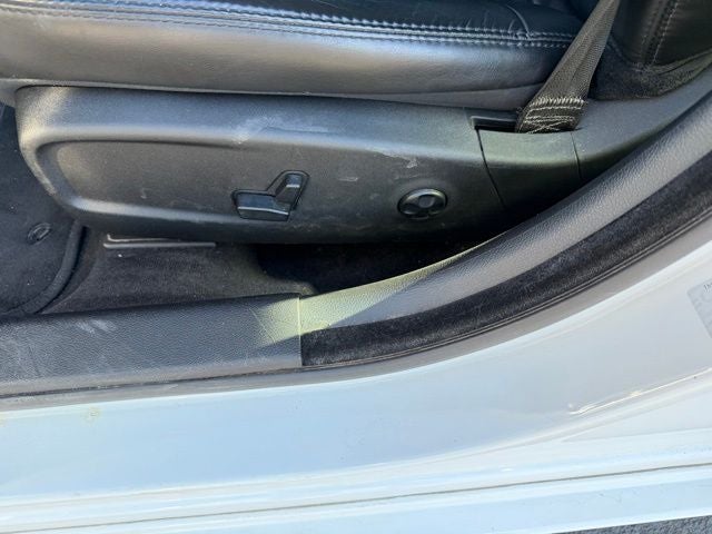 2016 Chrysler 300 Limited