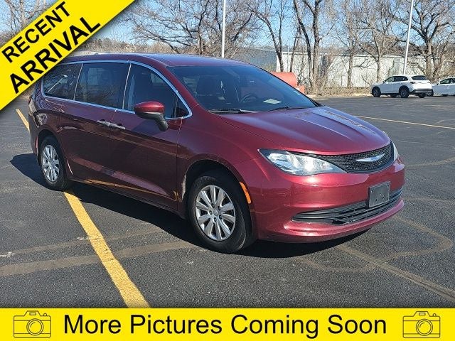 2020 Chrysler Voyager L