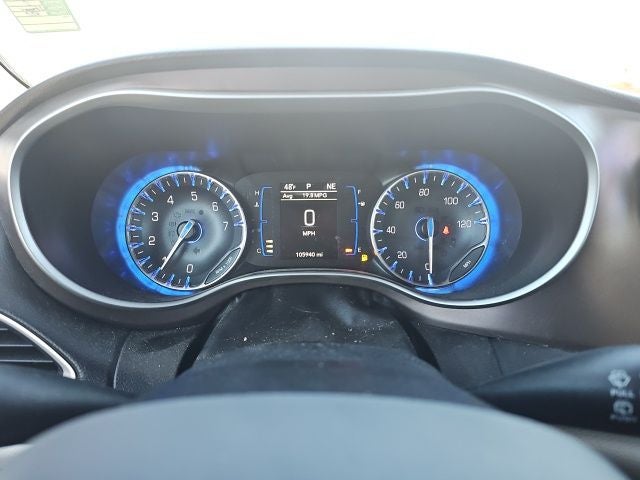 2020 Chrysler Voyager L