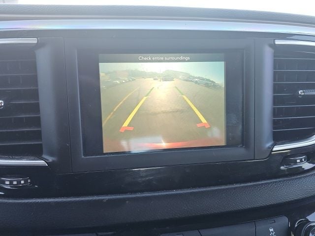 2020 Chrysler Voyager L