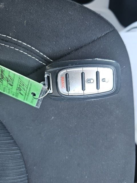 2020 Chrysler Voyager L