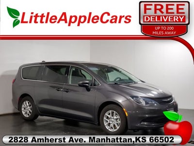 2023 Chrysler Voyager LX