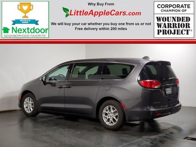 2023 Chrysler Voyager LX