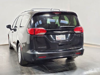 2021 Chrysler Voyager LXI
