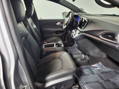 2019 Chrysler Pacifica Touring L Plus