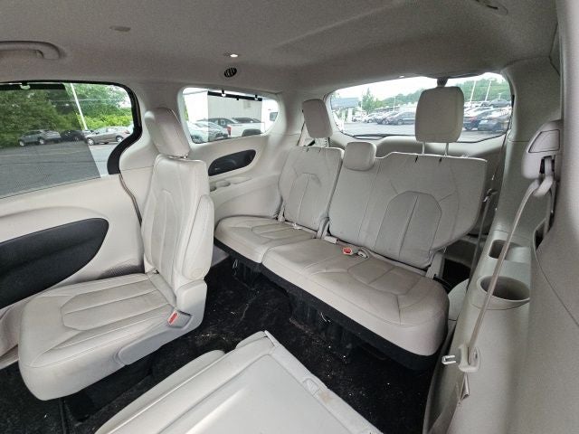 2017 Chrysler Pacifica Touring L Plus