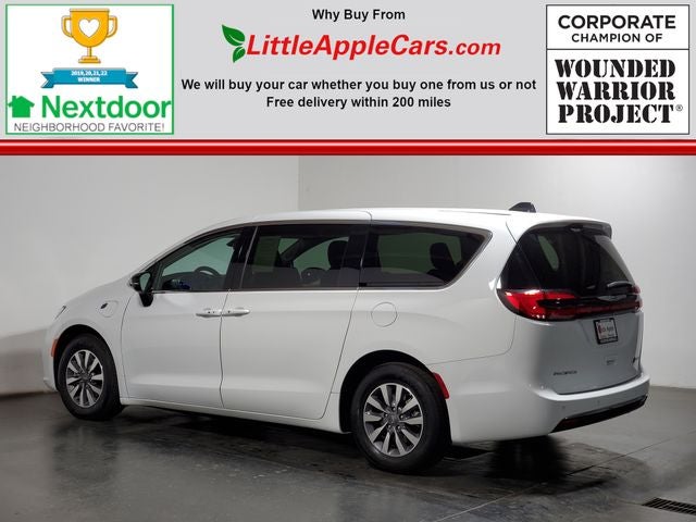 2024 Chrysler Pacifica Hybrid Select