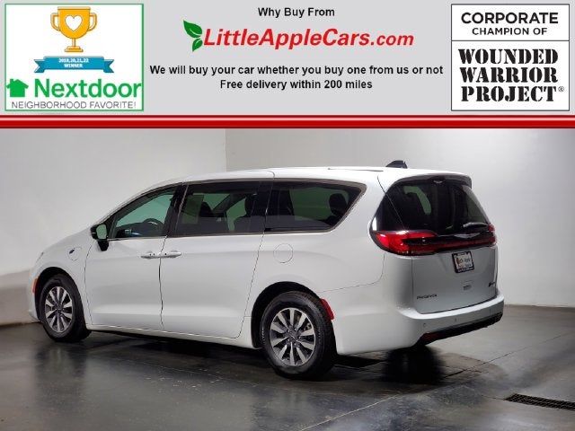 2024 Chrysler Pacifica Hybrid Select