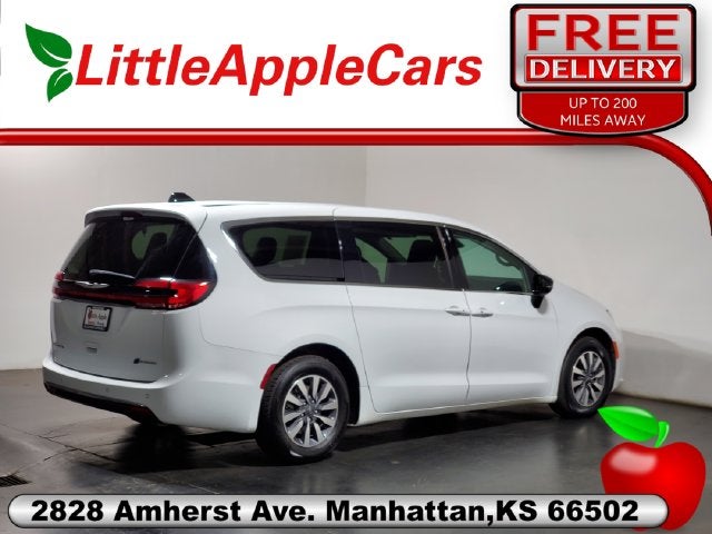 2024 Chrysler Pacifica Hybrid Select