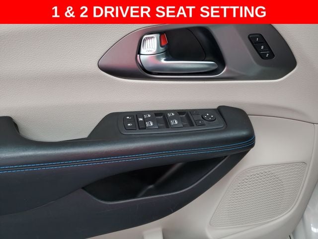 2021 Chrysler Pacifica Touring L