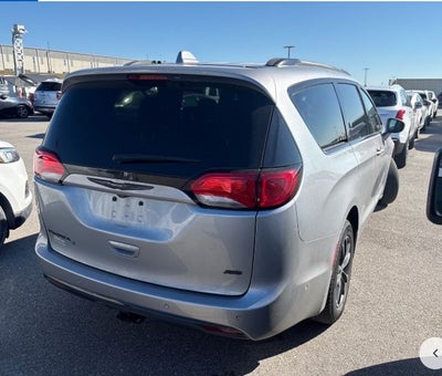 2020 Chrysler Pacifica Launch Edition