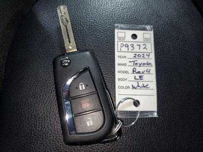 2024 Toyota RAV4 LE