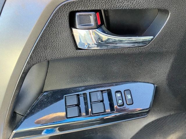 2017 Toyota RAV4 SE