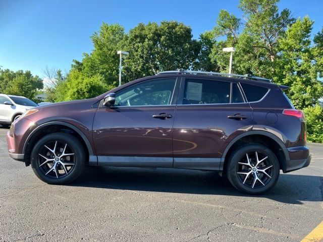 2017 Toyota RAV4 SE