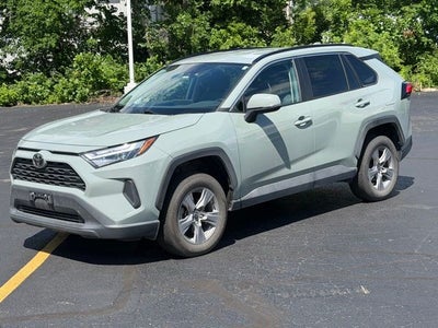 2022 Toyota RAV4 XLE