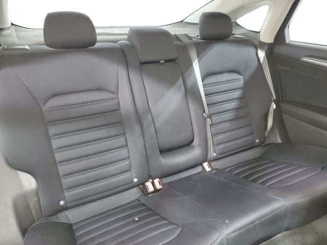 2016 Ford Fusion Hybrid SE