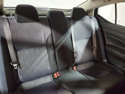 2024 Nissan Versa 1.6 SV