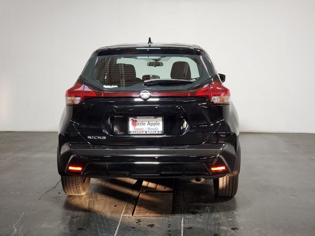 2023 Nissan Kicks S