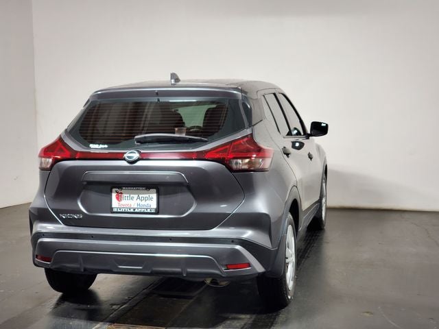 2022 Nissan Kicks S