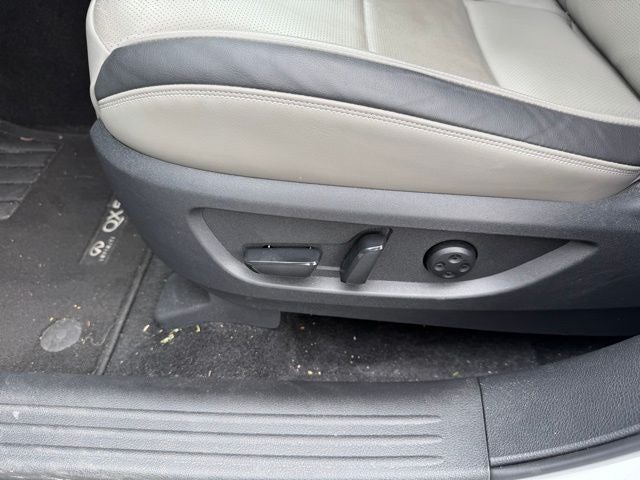 2023 INFINITI QX50 Sensory