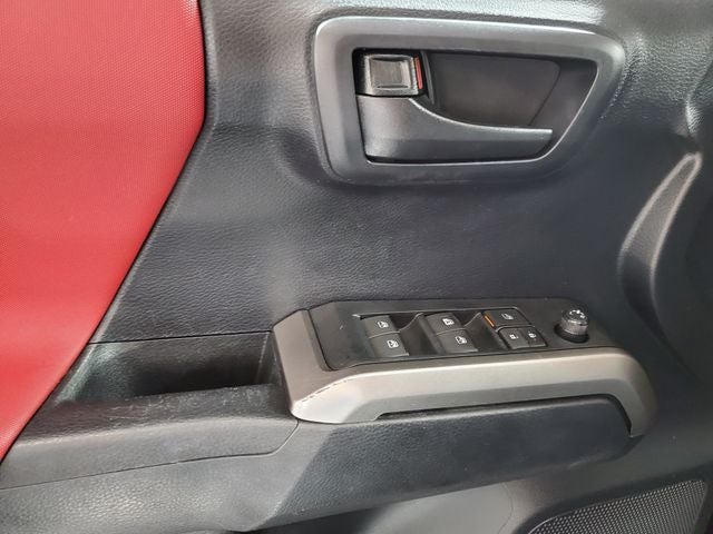 2019 Toyota Tacoma SR5 V6