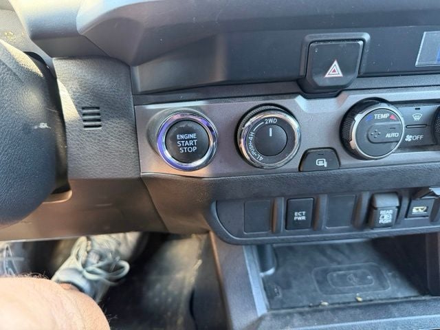 2022 Toyota Tacoma TRD Off-Road V6