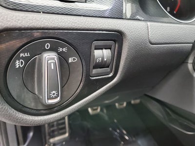 2017 Volkswagen Golf GTI S