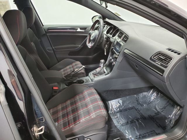 2017 Volkswagen Golf GTI S