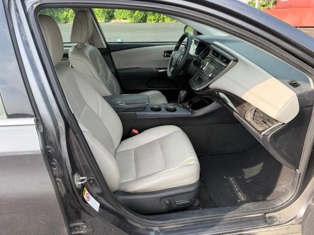 2013 Toyota Avalon Hybrid XLE Touring