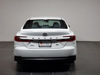 2025 Toyota Camry SE