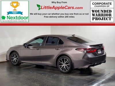 2022 Toyota Camry SE