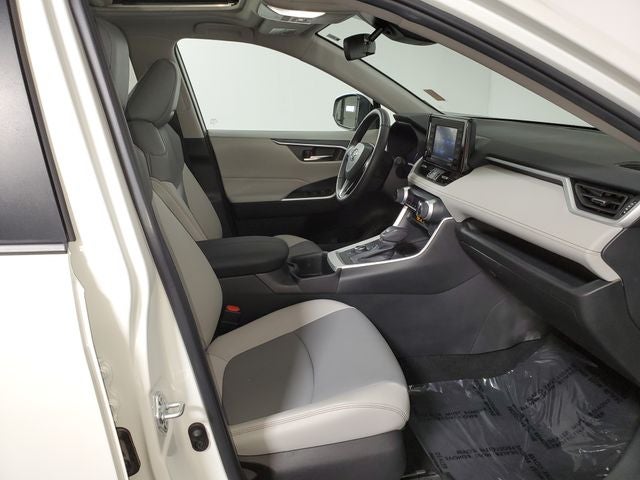 2022 Toyota RAV4 Hybrid XLE Premium