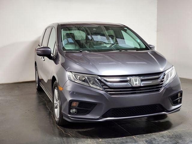 Used 2018 Honda Odyssey EX-L with VIN 5FNRL6H73JB003562 for sale in Manhattan, KS