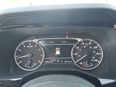 2022 Nissan Pathfinder SL