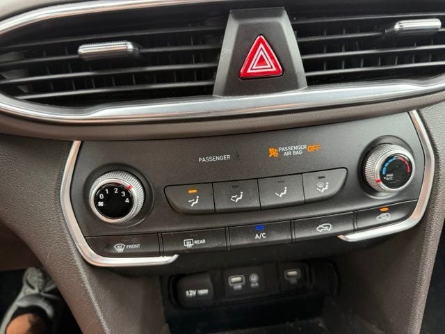 2020 Hyundai Santa Fe SE