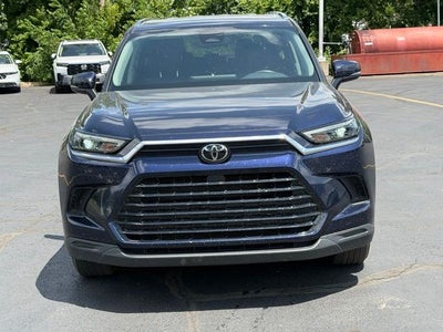 2025 Toyota Grand Highlander XLE