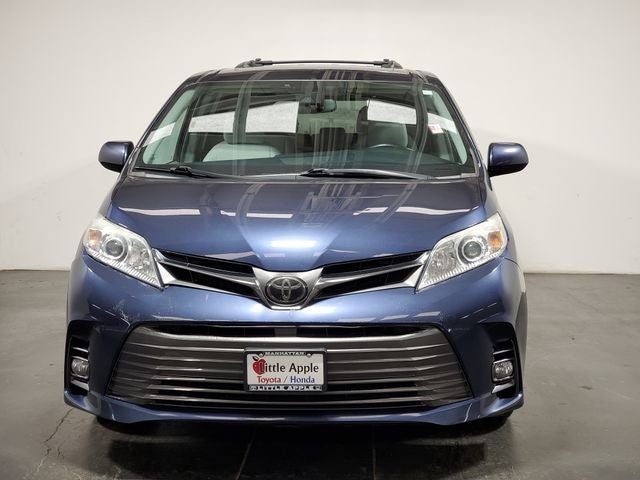 2019 Toyota Sienna XLE 7 Passenger