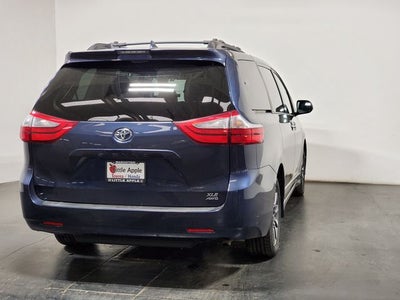 2019 Toyota Sienna XLE 7 Passenger