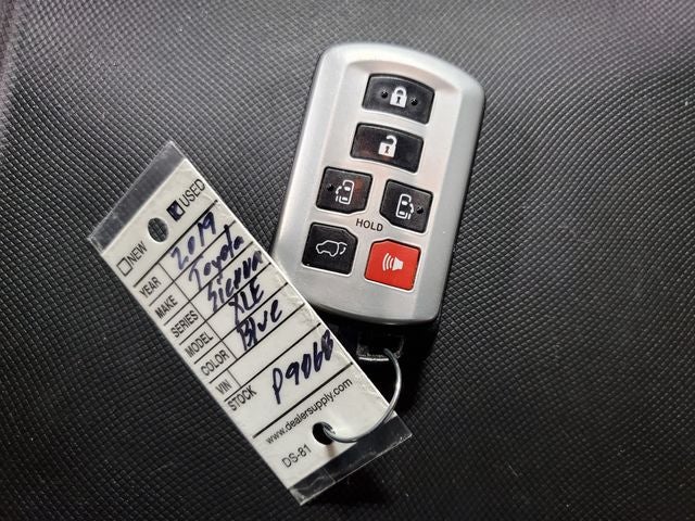 2019 Toyota Sienna XLE 7 Passenger