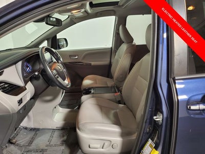 2019 Toyota Sienna XLE 7 Passenger