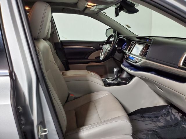 2018 Toyota Highlander Limited Platinum