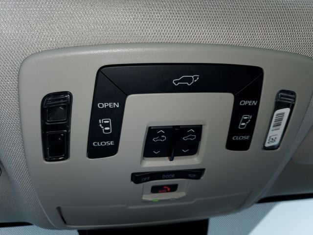2024 Toyota Sienna XLE 7 Passenger